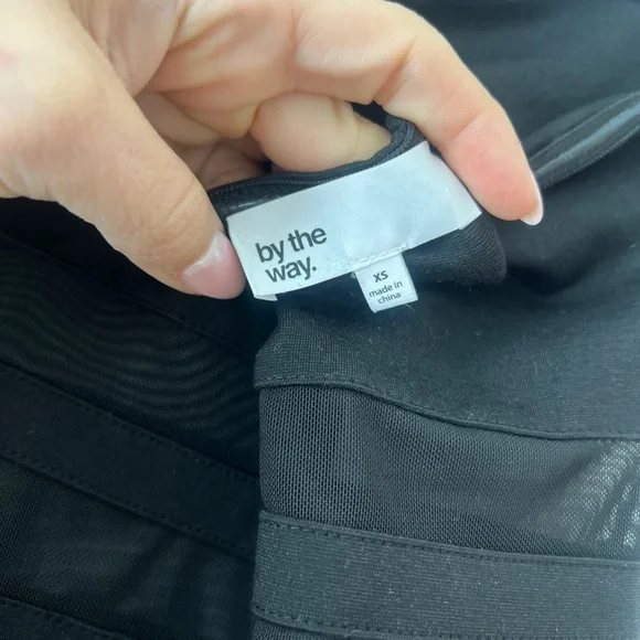 Revolve- All The Ways- Strapless MIDI Dress in black - Picture 4 of 4